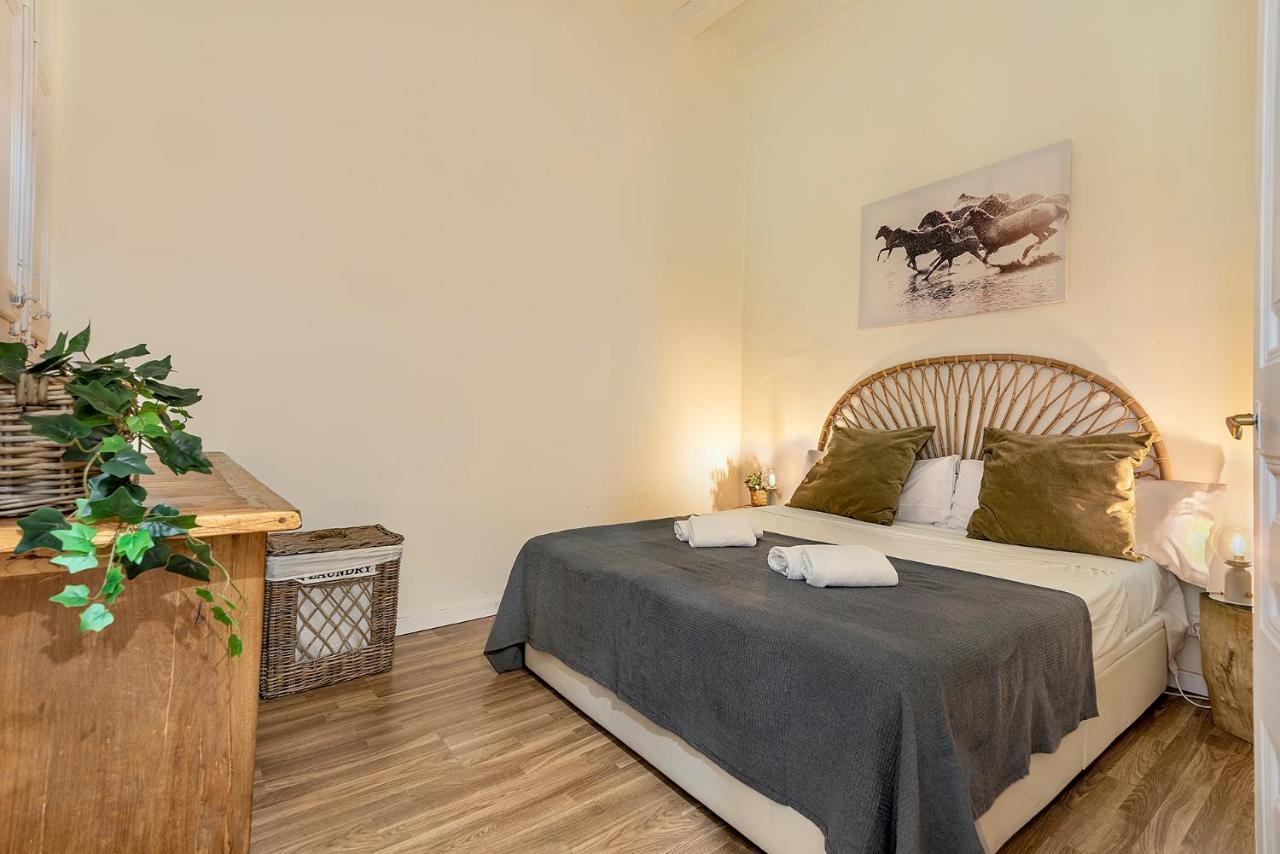 Clandestino Suites Βαρκελώνη Εξωτερικό φωτογραφία